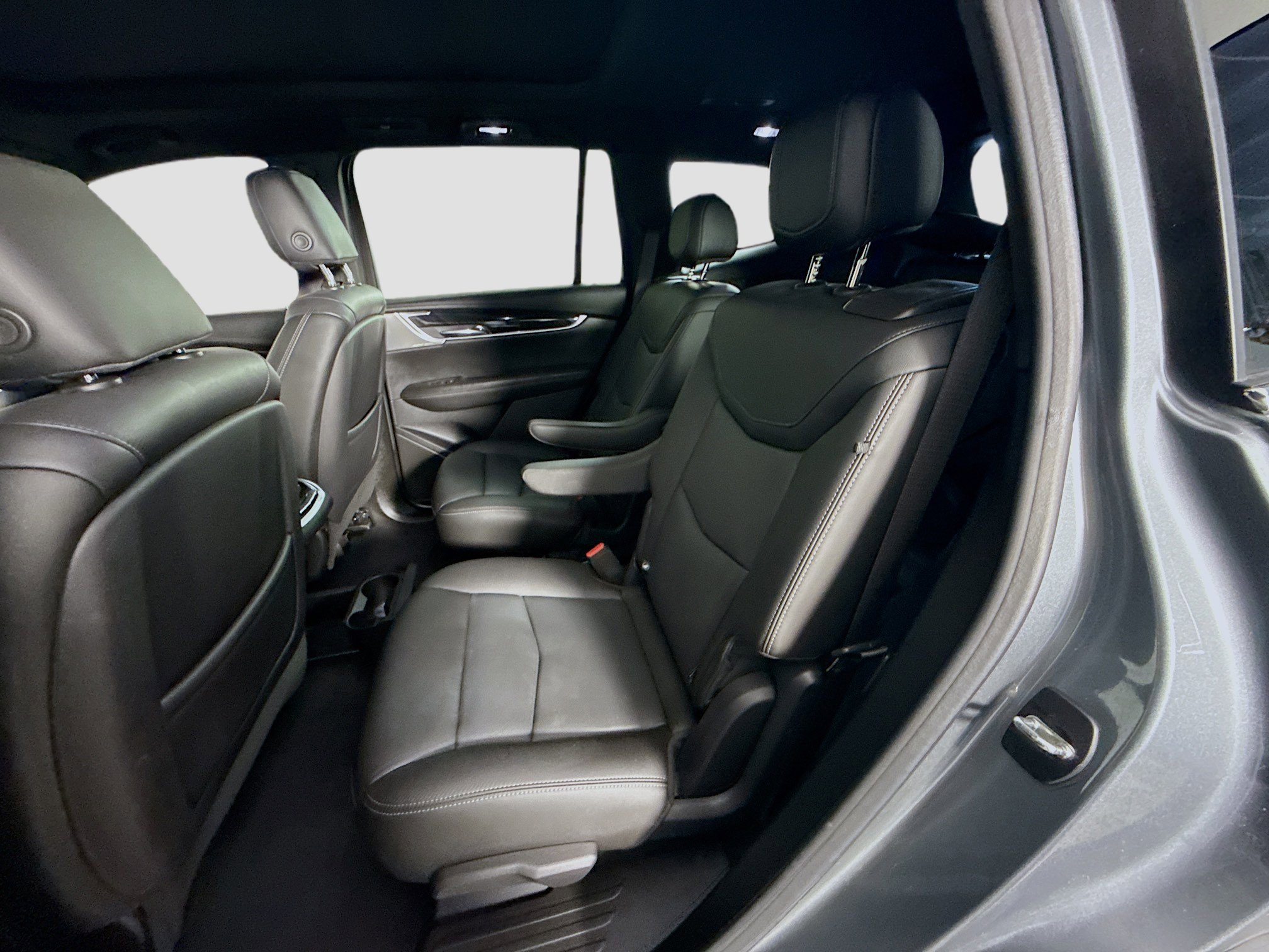 Used 2021 Cadillac XT6 Premium Luxury FWD image 25