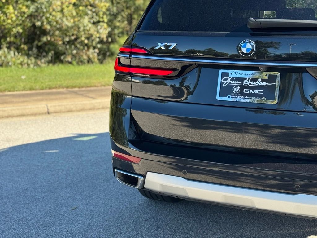 Used 2024 BMW X7 xDrive40i w/ Parking Assistance Package image 22