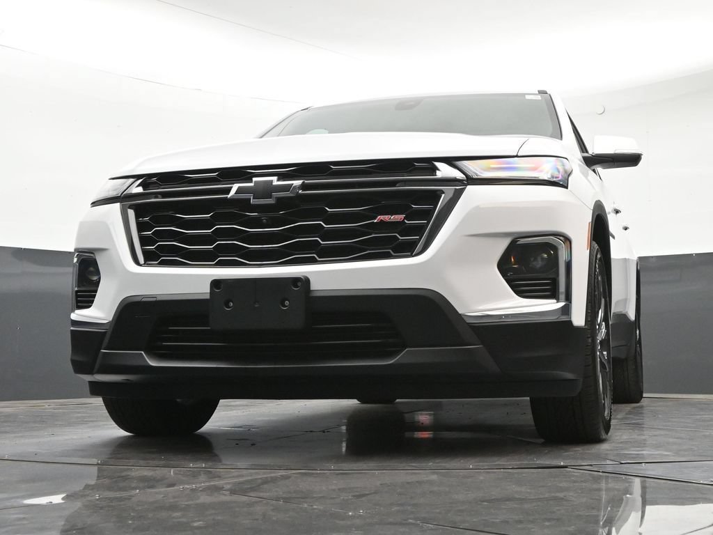 Certified 2023 Chevrolet Traverse RS w/ LPO, Floor Liner Package AWD/4WD image 31