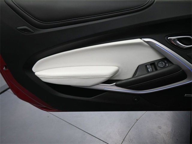 Used 2017 Chevrolet Camaro SS image 13
