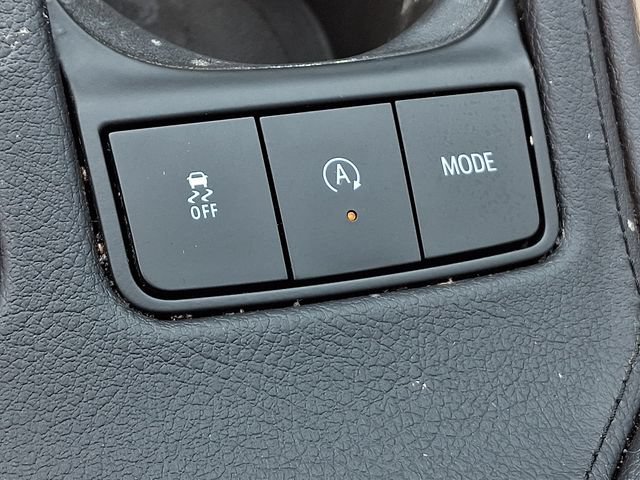 Used 2021 Cadillac XT4 Premium Luxury w/ Enhanced Visibility Package AWD/4WD image 22