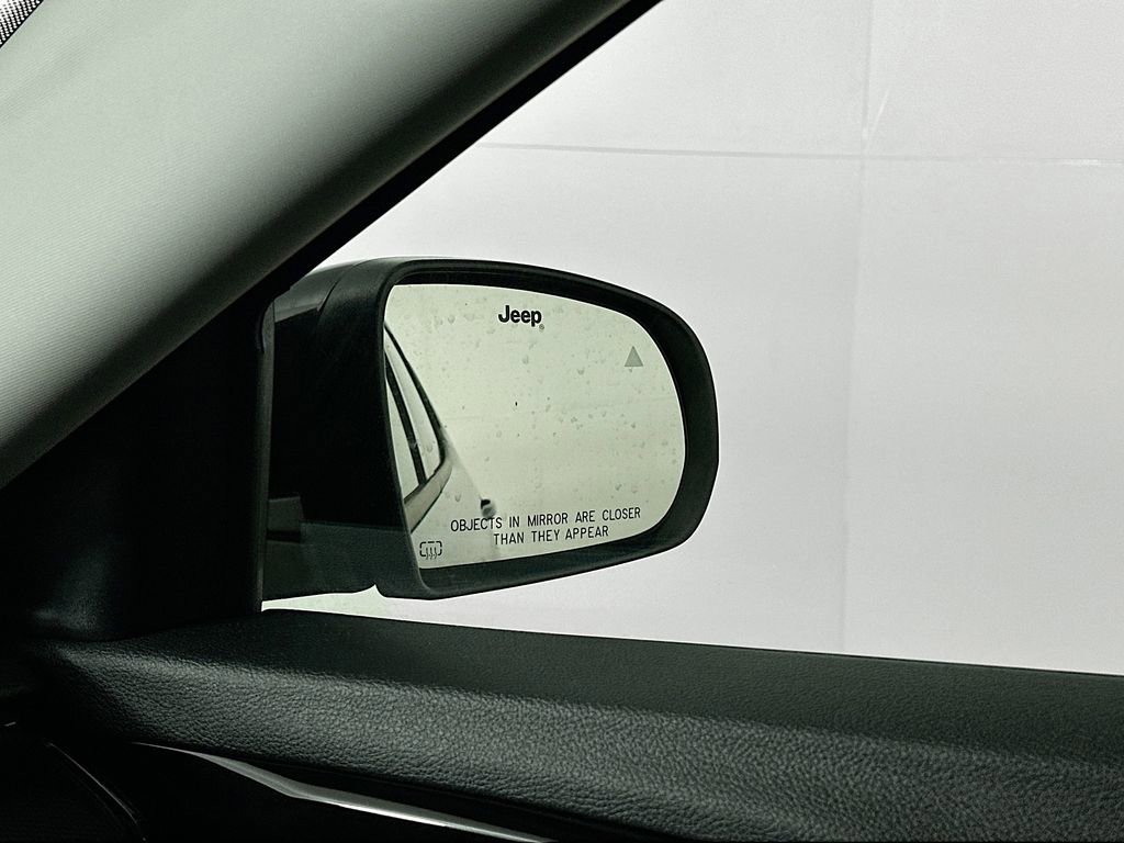 Used 2022 Jeep Compass Trailhawk image 25