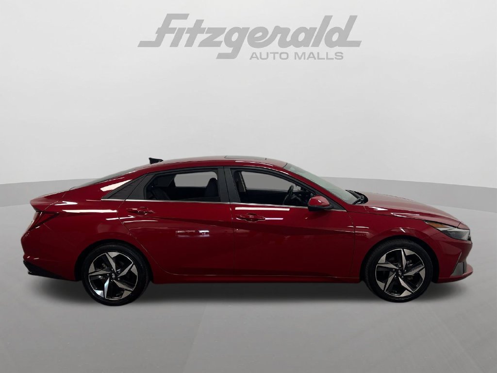 Used 2023 Hyundai Elantra Limited FWD image 6