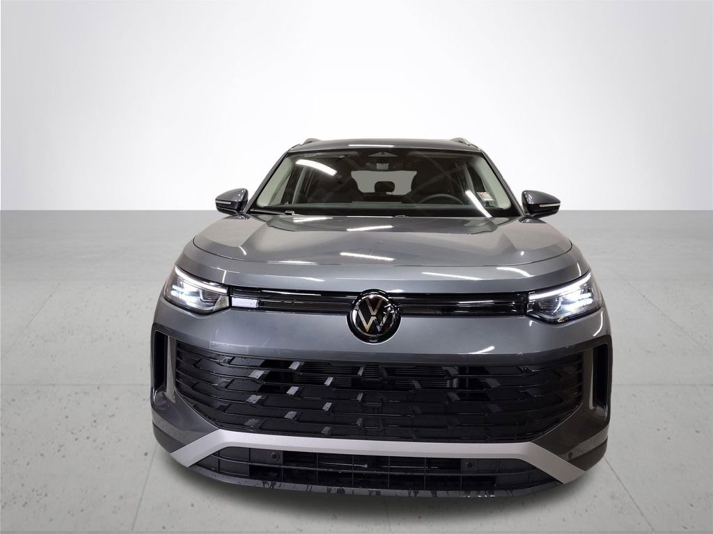 New 2026 Volkswagen Tiguan SE image 3