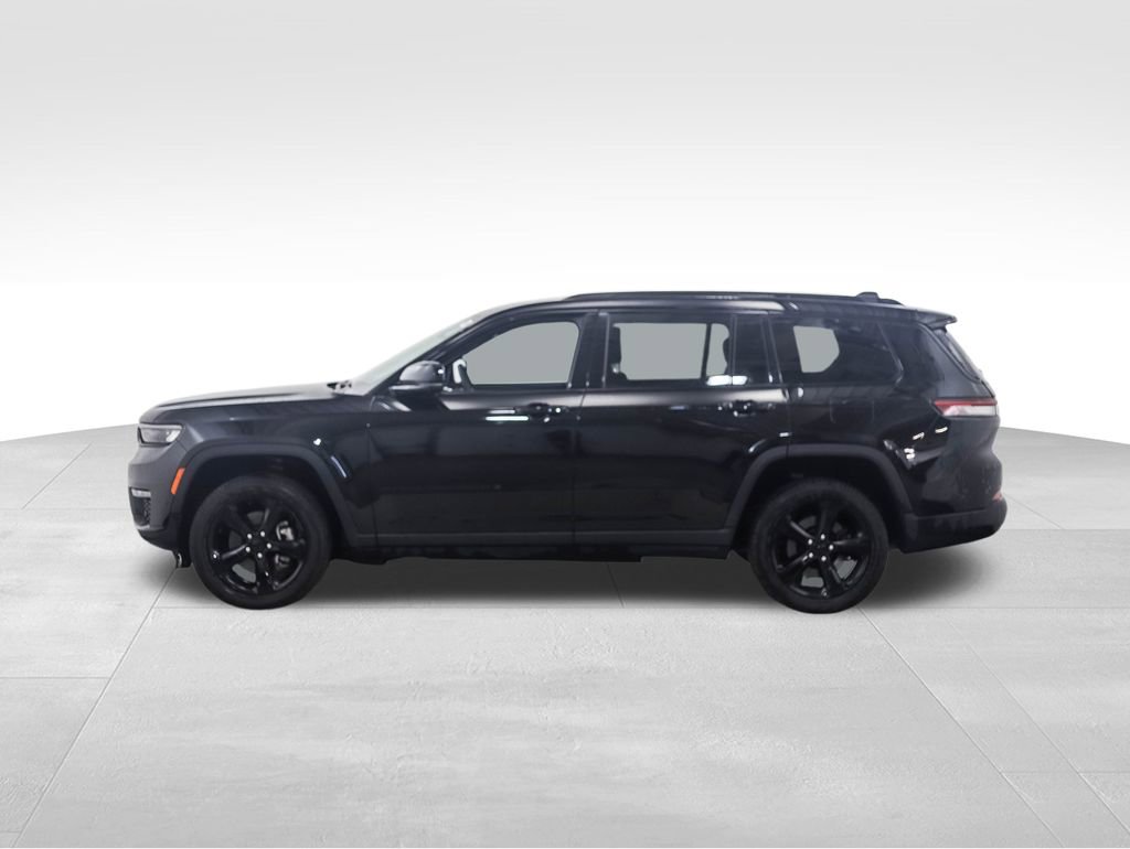 Used 2024 Jeep Grand Cherokee L Limited w/ Luxury Tech Group II image 2