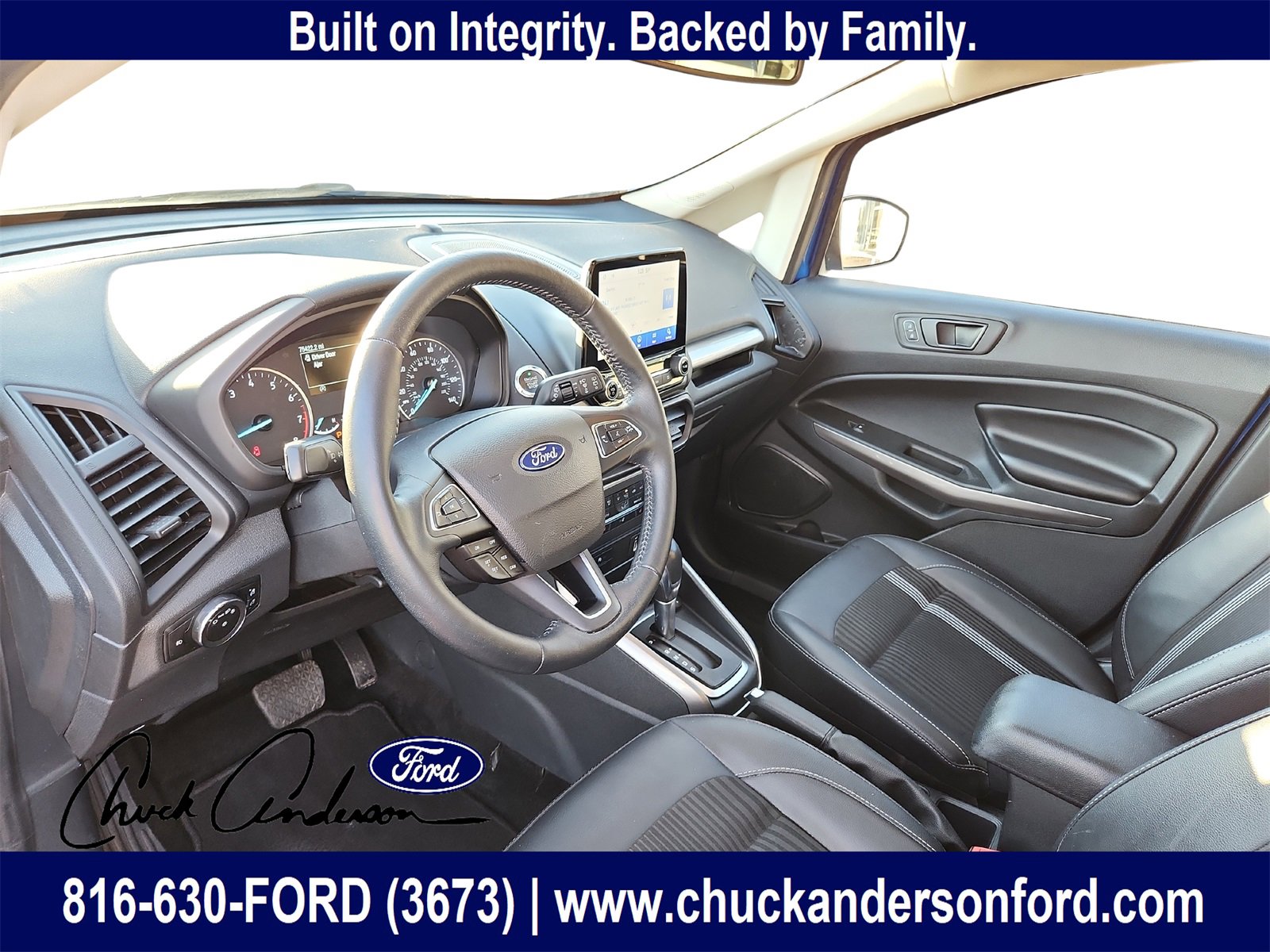 Used 2020 Ford EcoSport SES w/ SES Black Appearance Package image 9