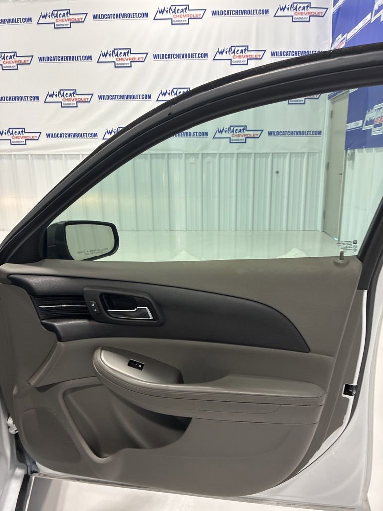 Used 2015 Chevrolet Malibu LS w/ Protection Package FWD image 31