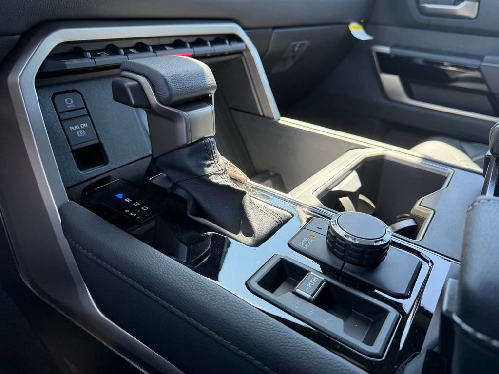 New 2026 Toyota Tundra Limited AWD/4WD image 30