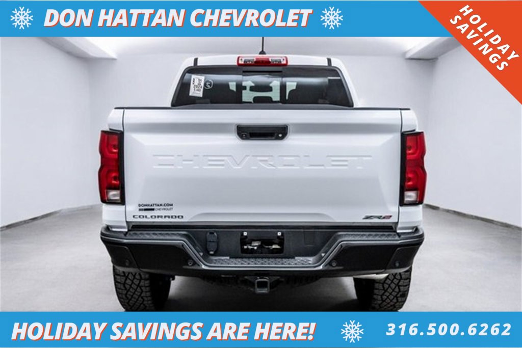 Used 2024 Chevrolet Colorado ZR2 w/ ZR2 Convenience Package III image 36