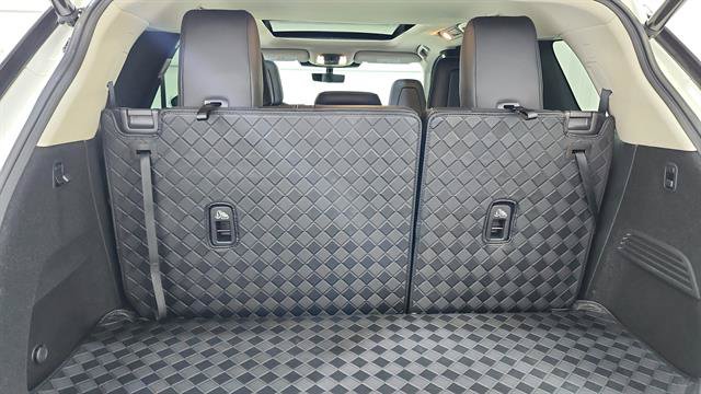 Used 2024 INFINITI QX60 Luxe w/ Vision Package FWD image 36