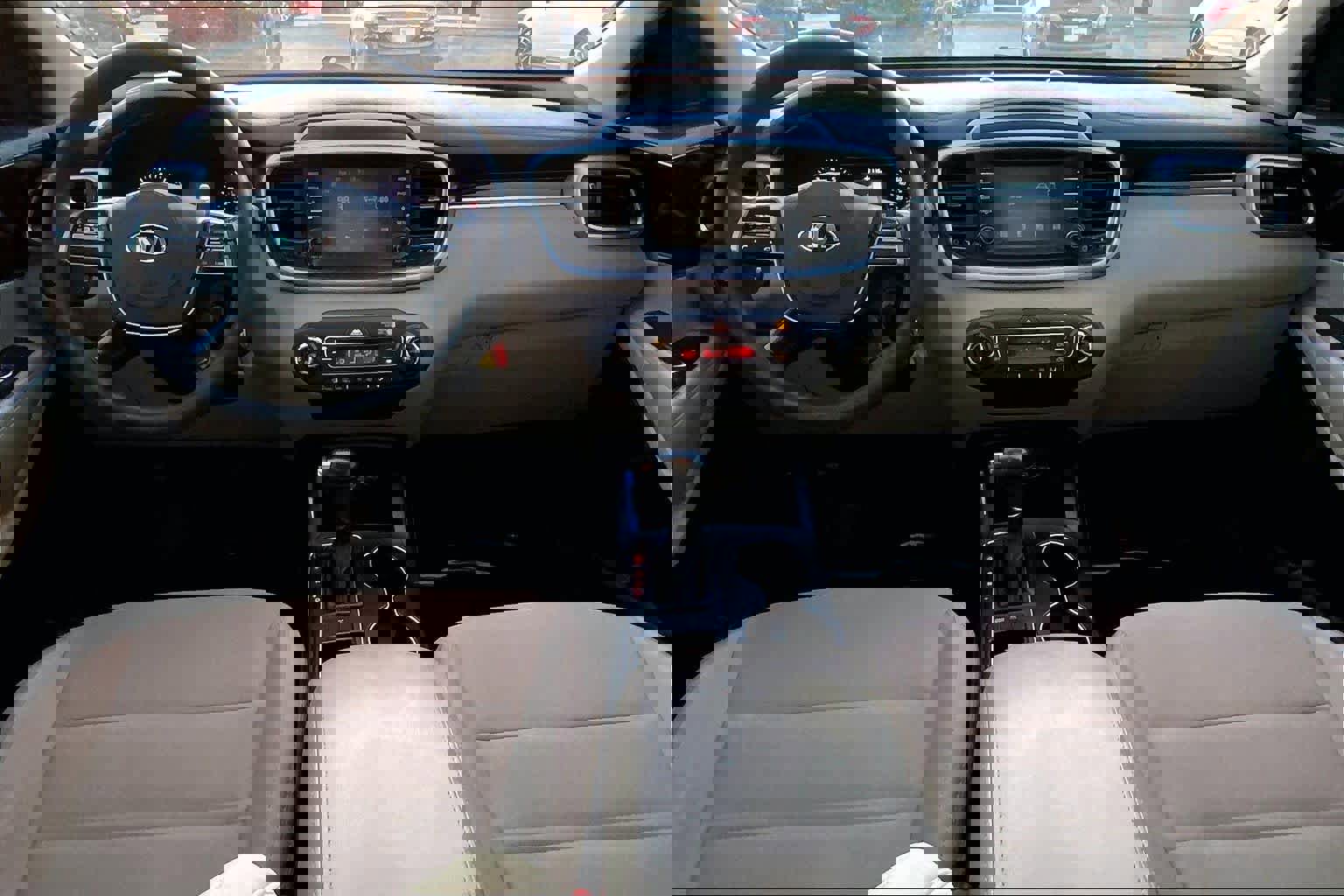 Used 2019 Kia Sorento LX image 15