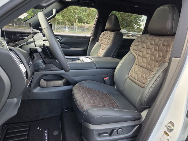 New 2027 Nissan Armada Platinum Reserve AWD/4WD image 9