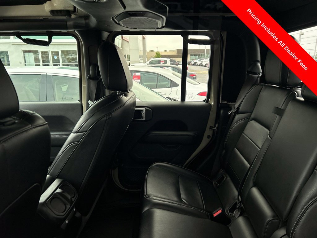 Used 2020 Jeep Gladiator Overland AWD/4WD image 9