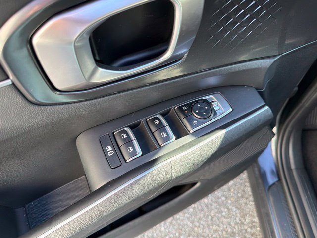 Used 2024 Kia Sorento S w/ Panoramic Sunroof Package AWD/4WD image 12