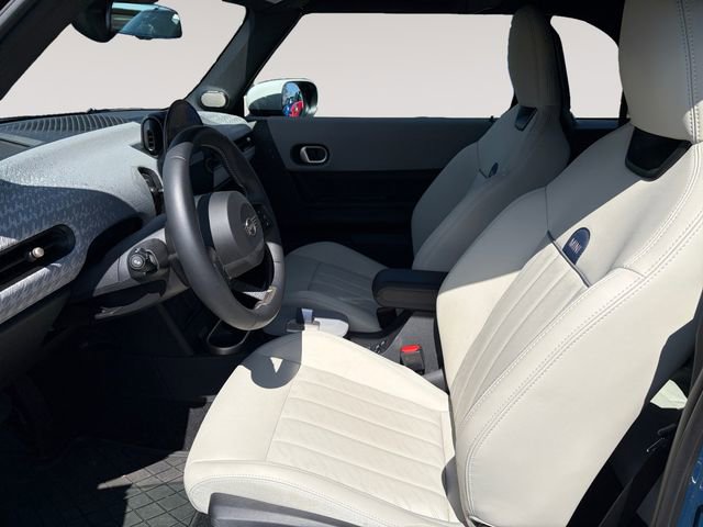 Used 2025 MINI Cooper S image 9