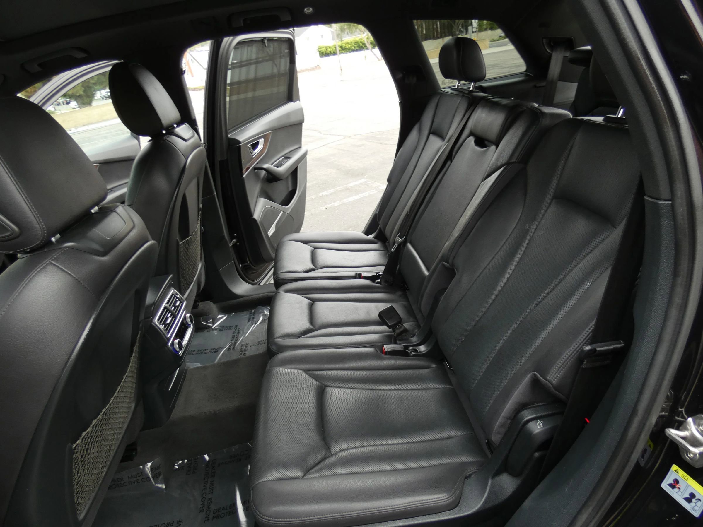 Used 2017 Audi Q7 3.0T Prestige w/ Prestige Package image 54