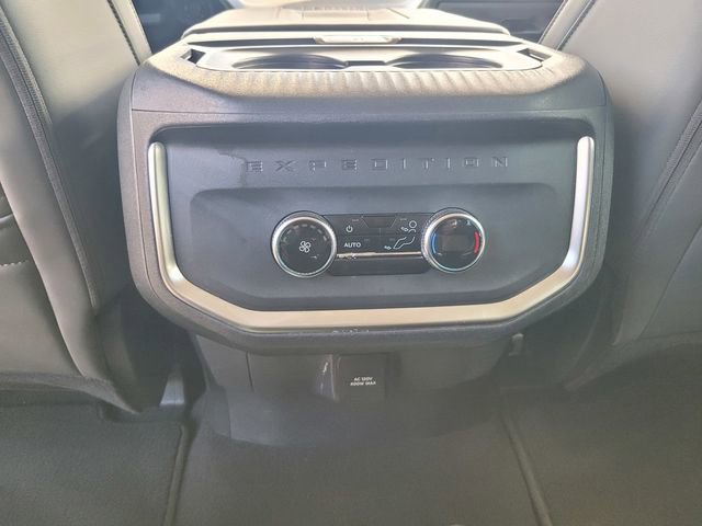Certified 2025 Ford Expedition Active image 15