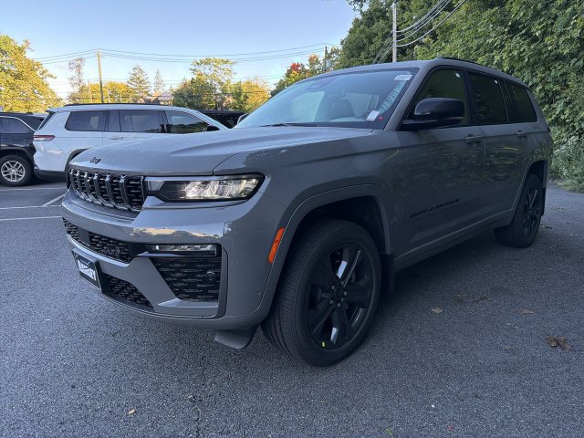 New 2027 Jeep Grand Cherokee L Limited AWD/4WD image 4