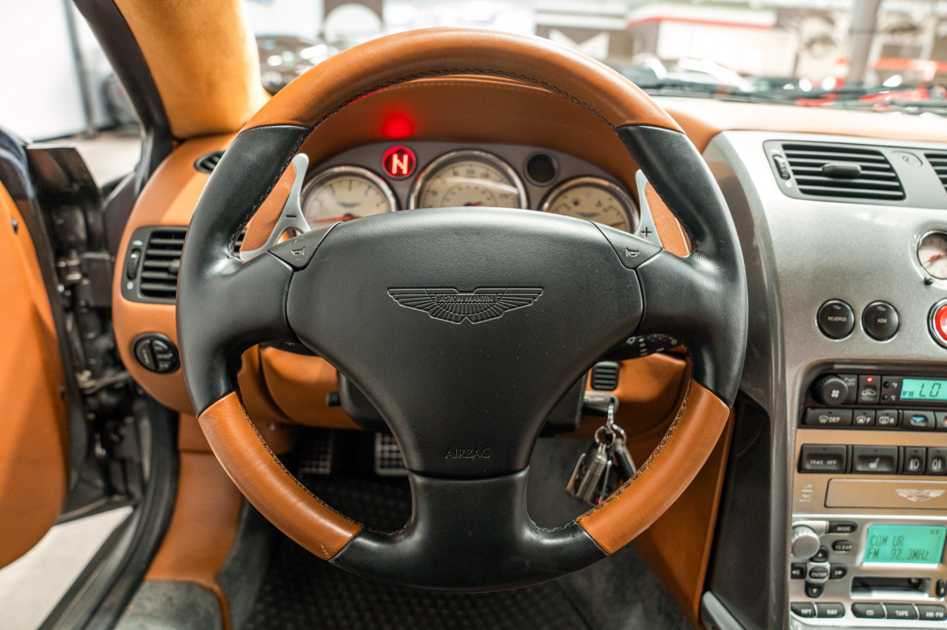 Used 2003 Aston Martin Vanquish RWD image 14