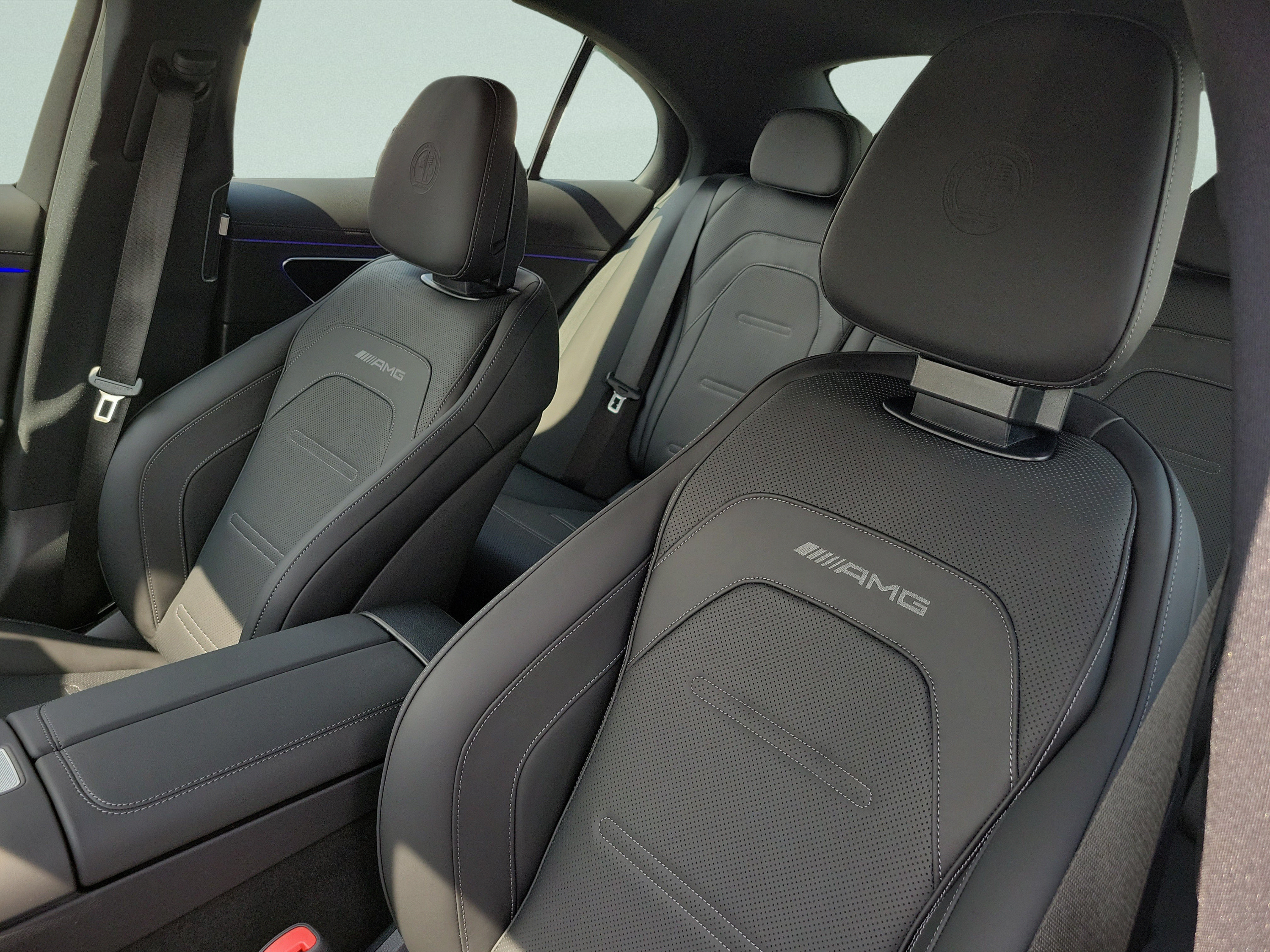 New 2026 Mercedes-Benz E 53 AMG e 4MATIC Sedan image 18