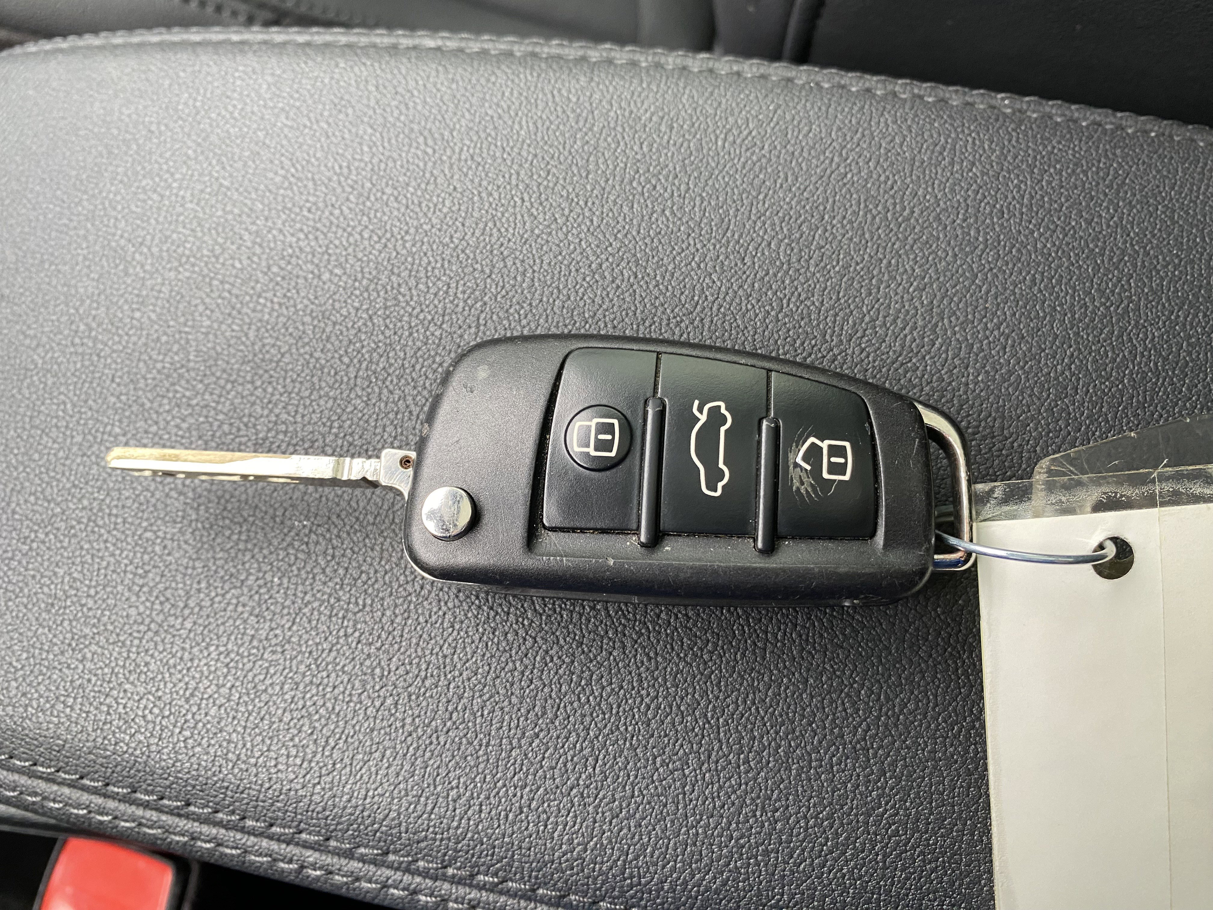 Used 2020 Audi Q3 2.0T Premium image 36