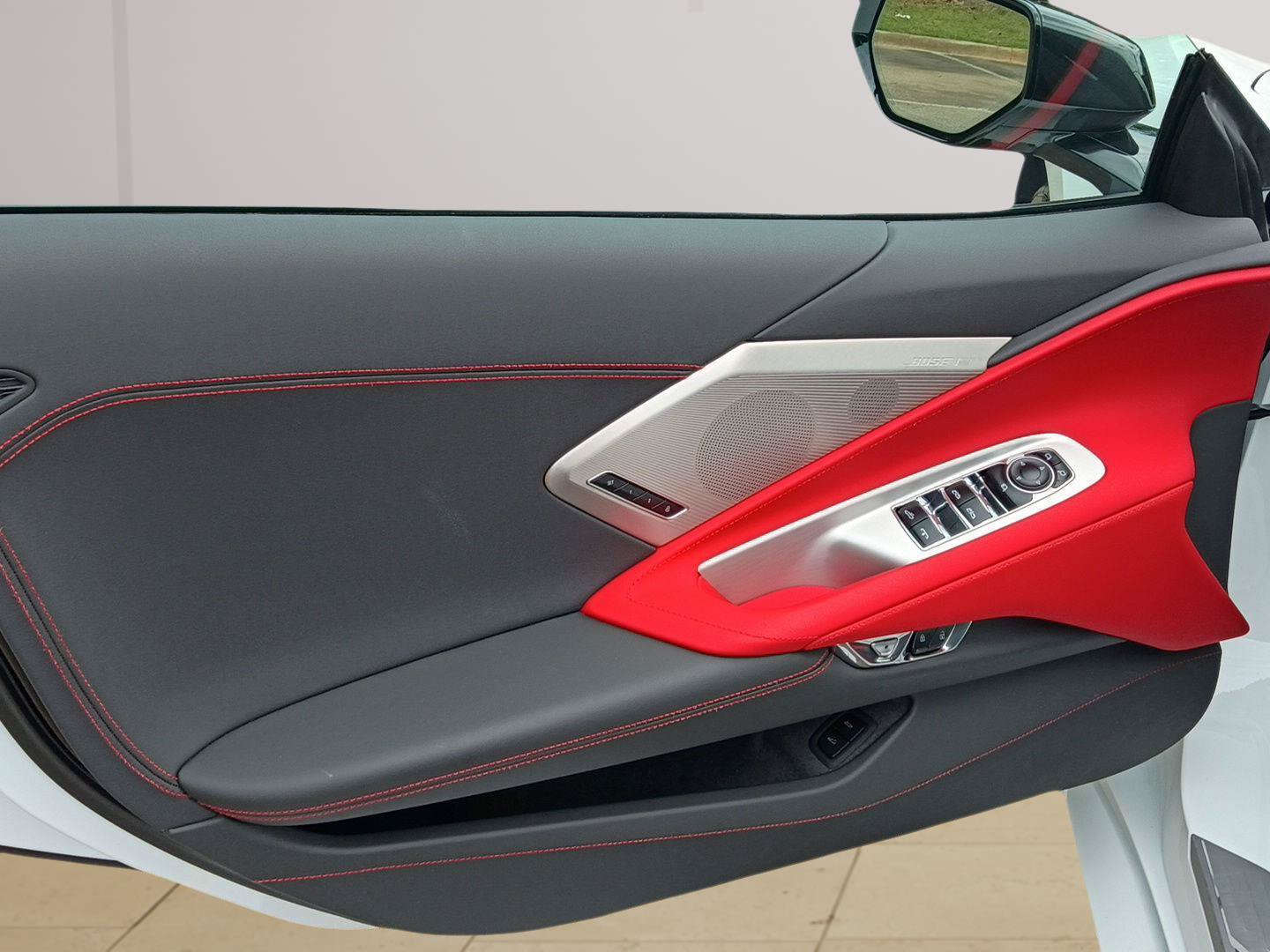 Used 2025 Chevrolet Corvette Stingray Preferred Conv w/ Battery Protection Package RWD image 7
