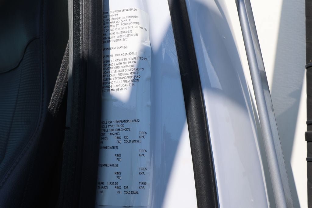 Used 2023 Ford F650 2WD Regular Cab Super Duty image 30