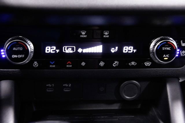 Used 2025 Mitsubishi Outlander SEL image 33