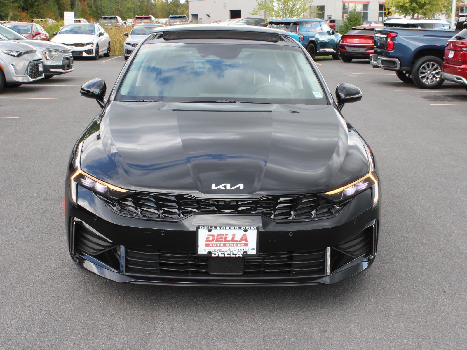 New 2025 Kia K5 EX image 2