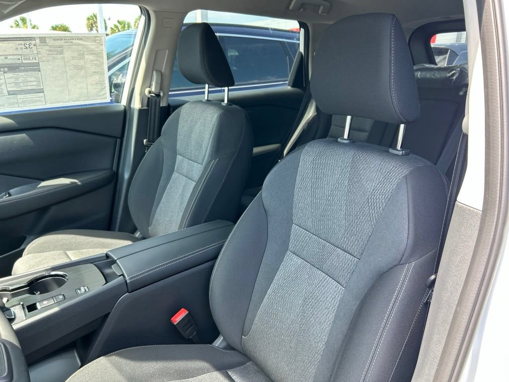 New 2026 Nissan Rogue SV FWD image 20