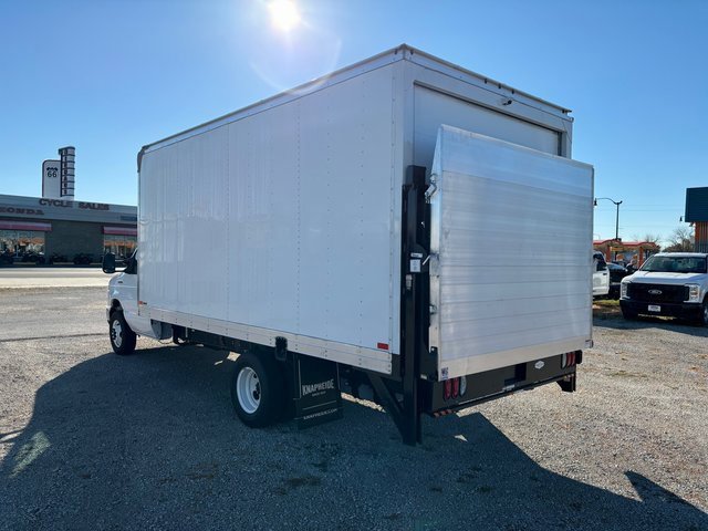 New 2025 Ford E-450 and Econoline 450 Super Duty w/ Power Equipment Group image 4