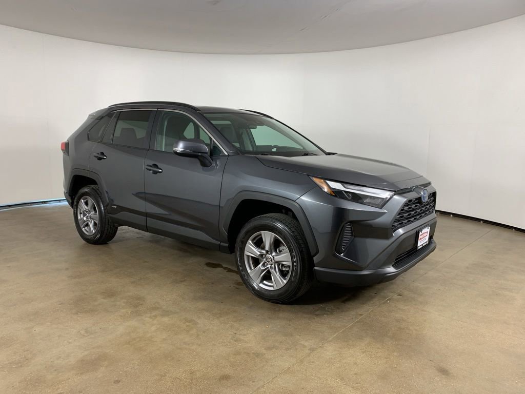 Used 2024 Toyota RAV4 XLE w/ Convenience Package AWD/4WD image 5