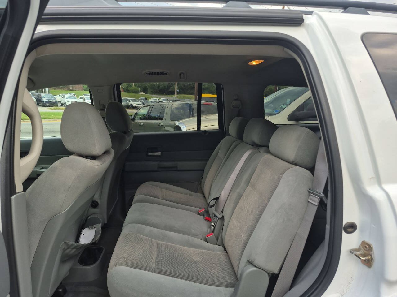 Used 2006 Dodge Durango SLT AWD/4WD image 6
