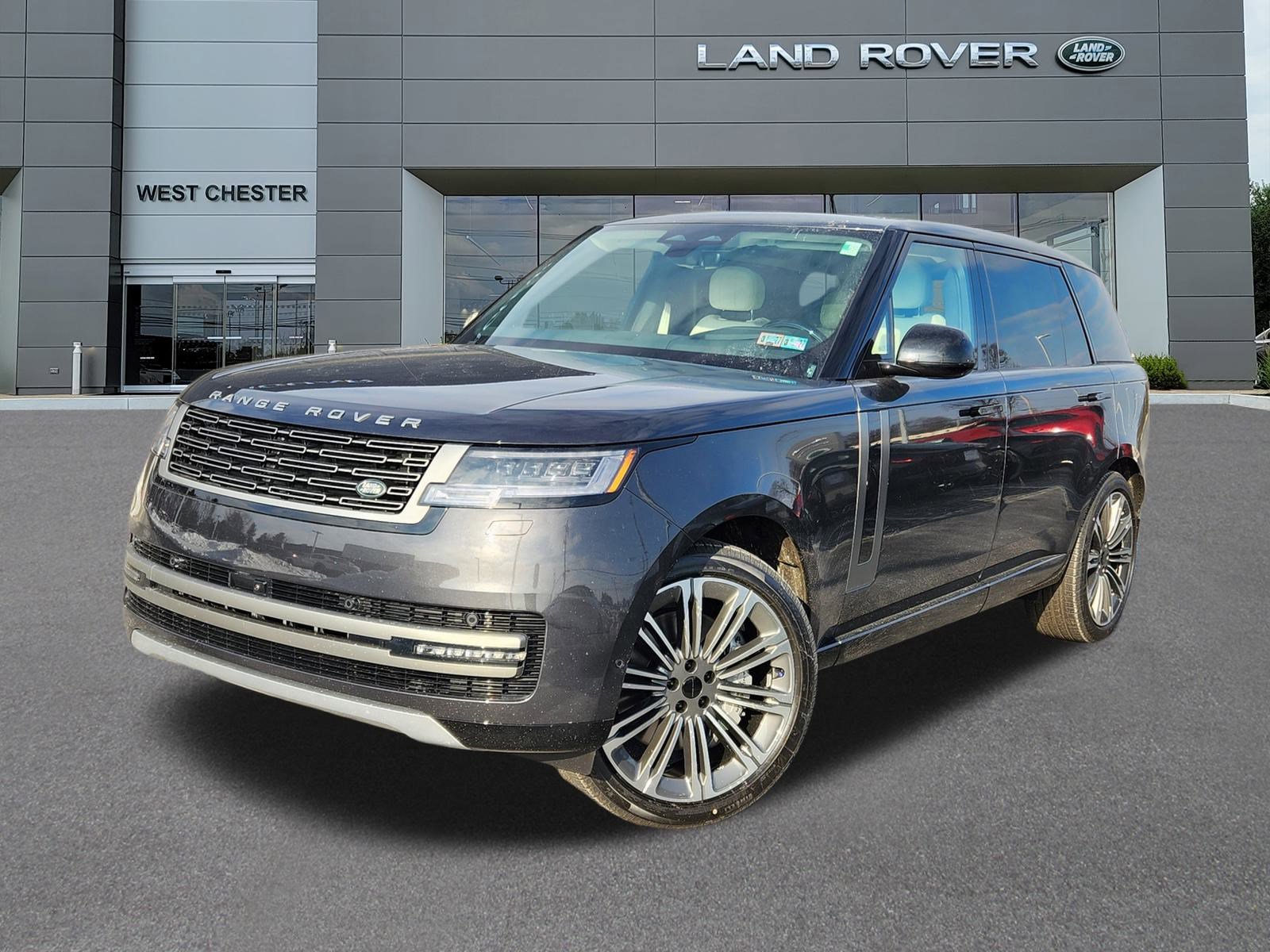 New 2026 Land Rover Range Rover Long Wheelbase SE image 1