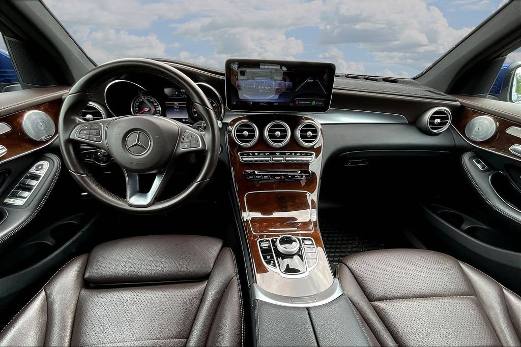 Used 2018 Mercedes-Benz GLC 350e 4MATIC image 7