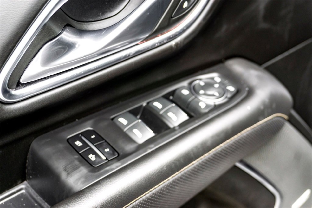 Used 2023 Chevrolet Suburban Premier image 11