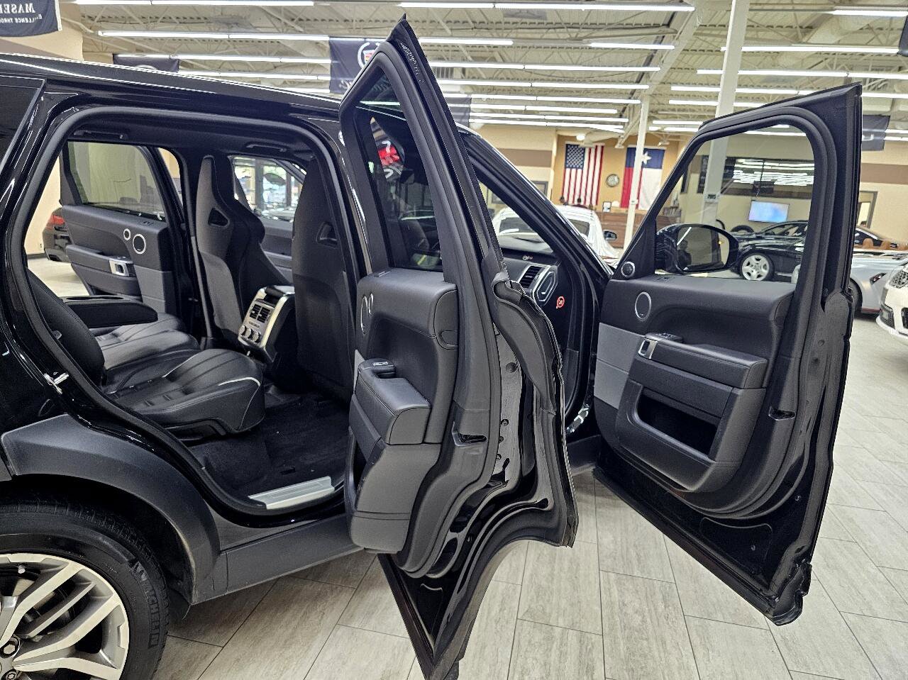 Used 2017 Land Rover Range Rover Sport SVR image 16