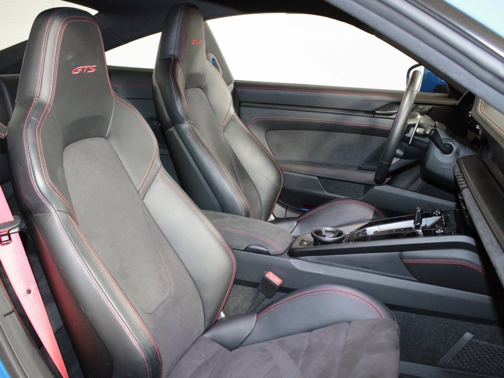 Used 2024 Porsche 911 Carrera 4 GTS w/ Premium Package image 39