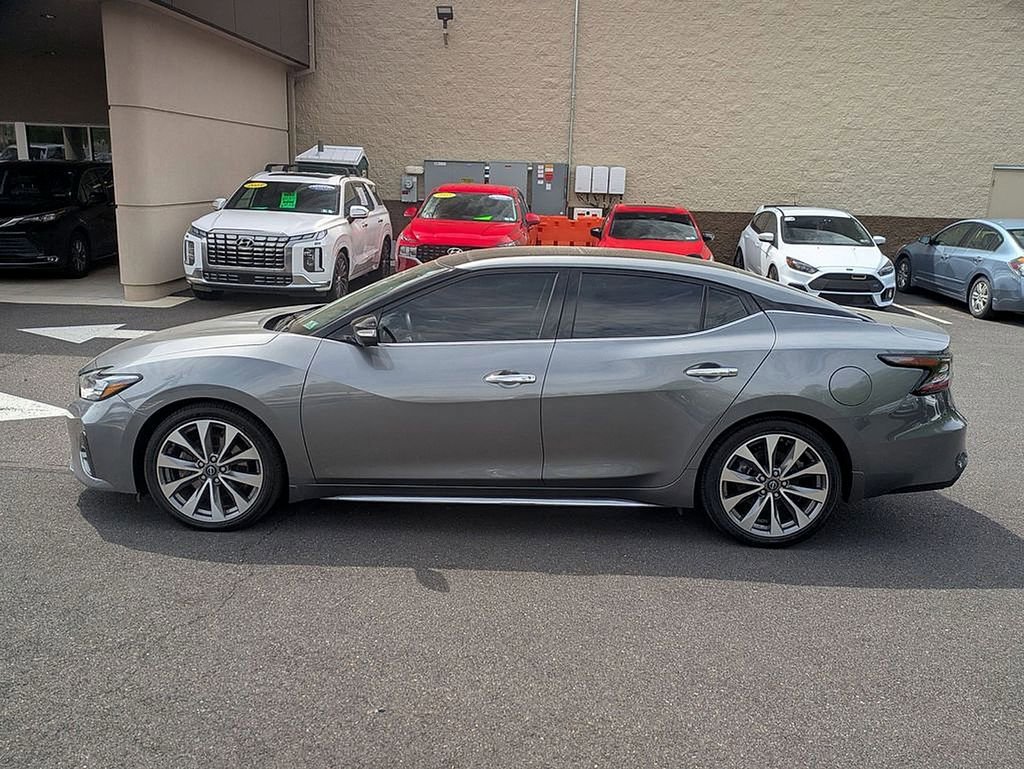 Used 2023 Nissan Maxima Platinum w/ Sport Mat Group FWD image 8