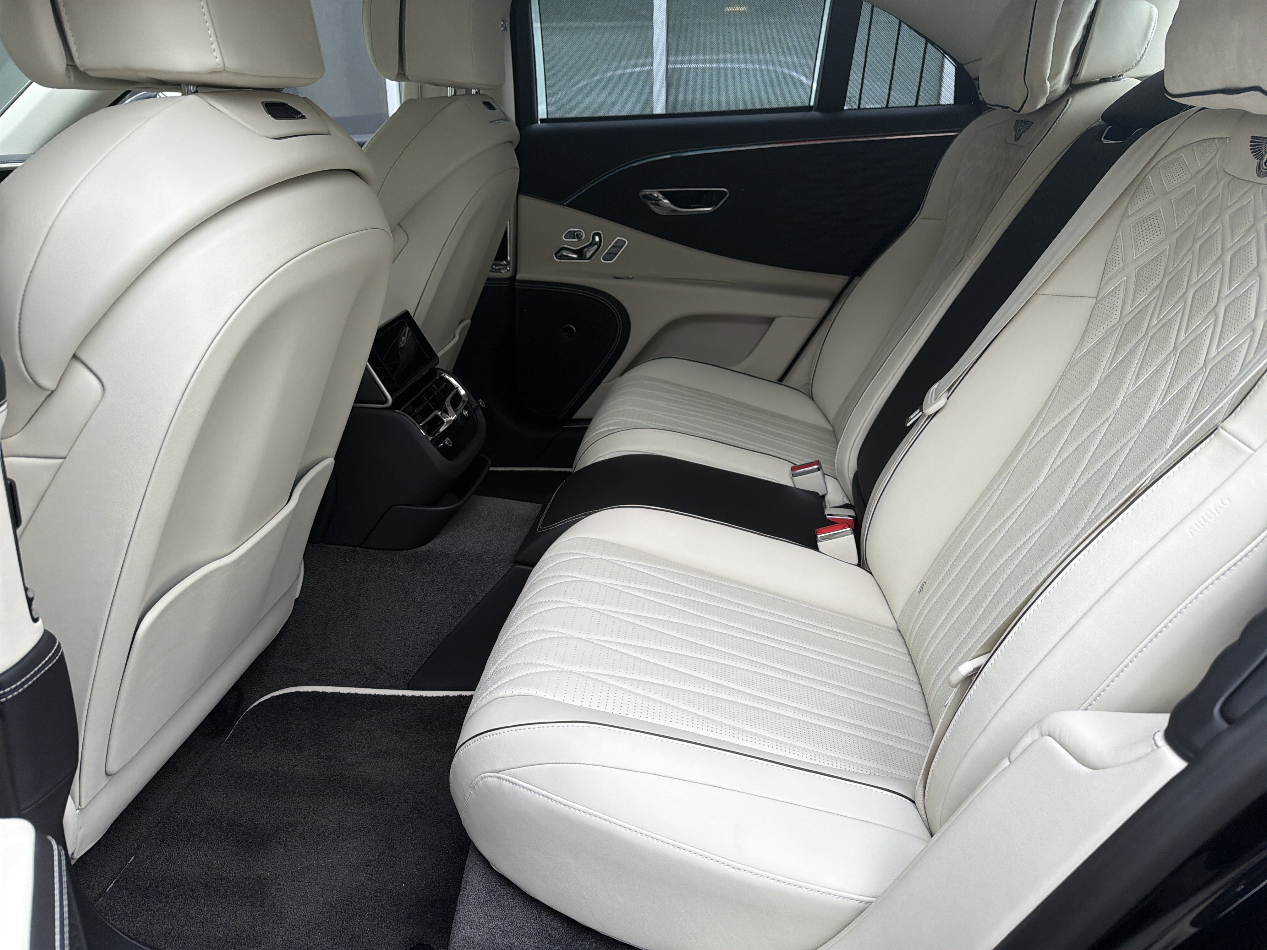 Used 2021 Bentley Flying Spur W12 AWD/4WD image 27