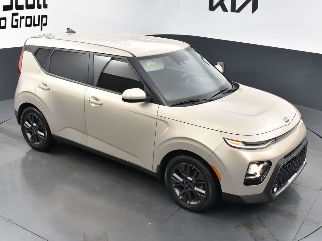 Used 2020 Kia Soul EX image 23