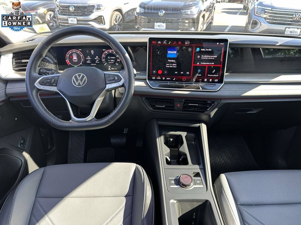 Used 2026 Volkswagen Tiguan SE AWD/4WD image 12