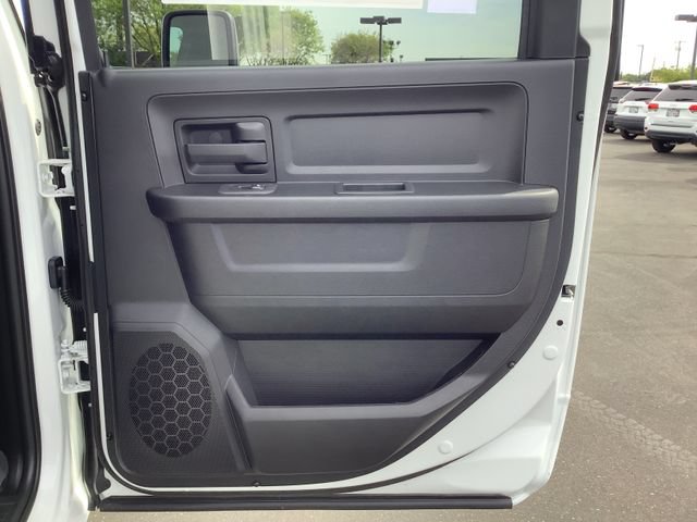 New 2026 RAM 2500 Tradesman w/ Chrome Appearance Group AWD/4WD image 34