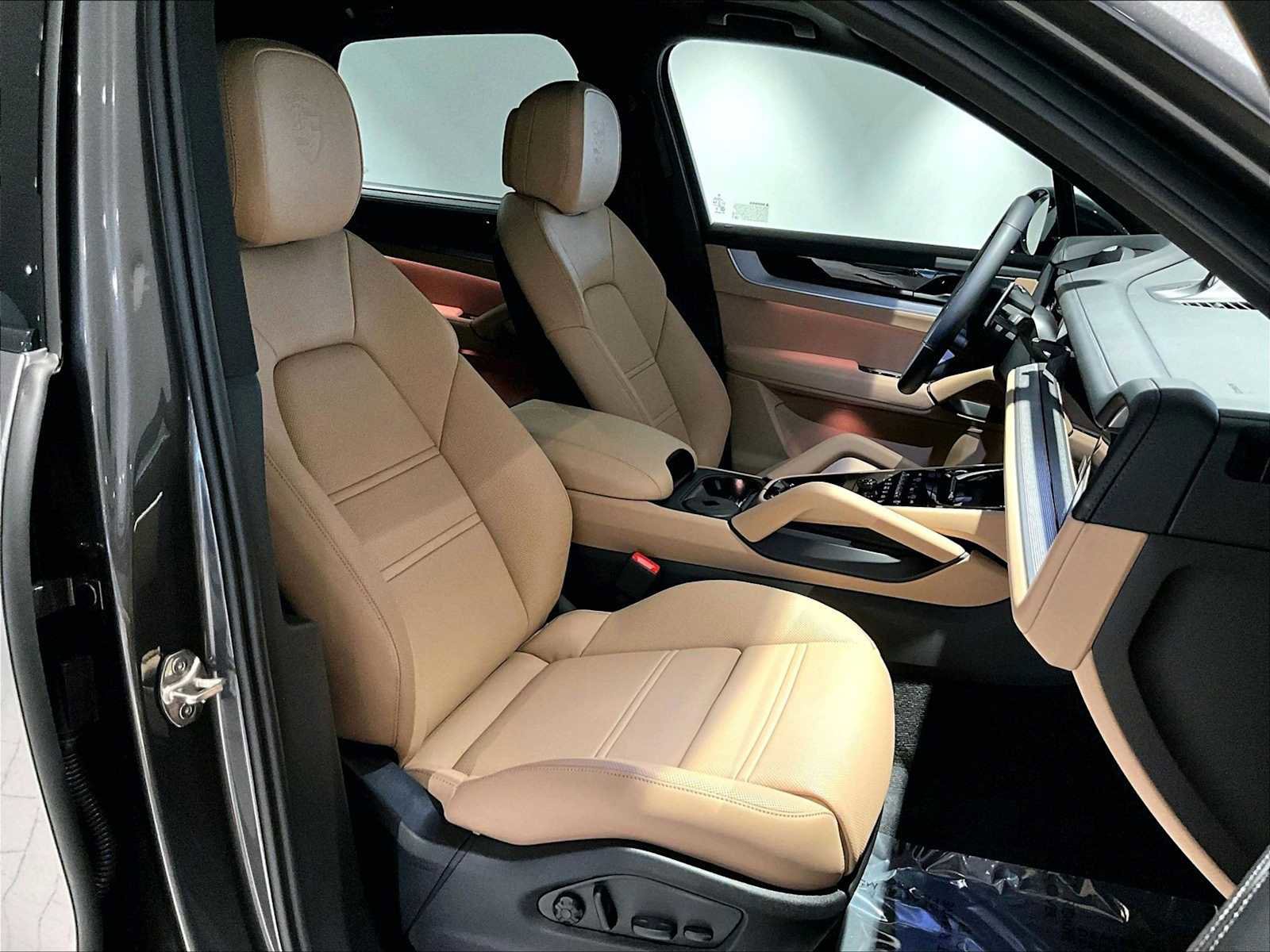 New 2026 Porsche Cayenne E-Hybrid image 19