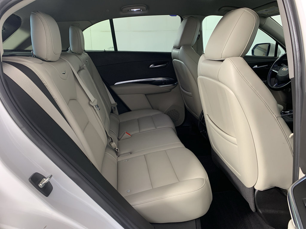 Used 2021 Cadillac XT4 Luxury w/ Cold Weather Package FWD image 36