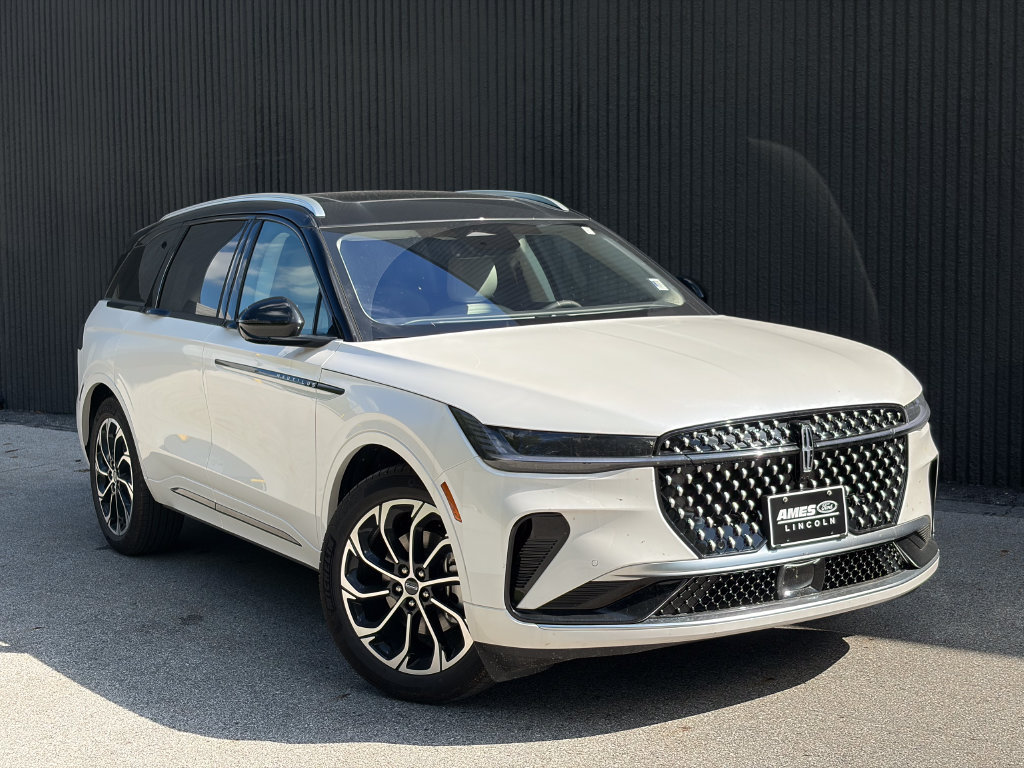 New 2026 Lincoln Nautilus Reserve AWD/4WD image 9