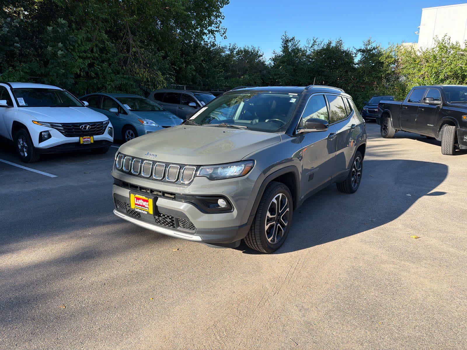 Used 2022 Jeep Compass Limited AWD/4WD image 4