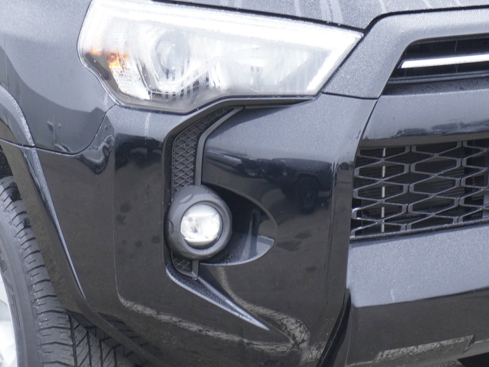 Used 2024 Toyota 4Runner SR5 Premium image 3