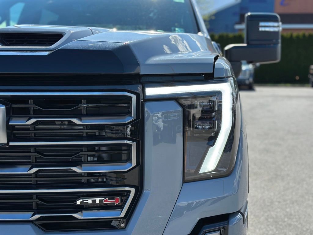 Used 2024 GMC Sierra 2500 AT4 w/ AT4 Premium Plus Package AWD/4WD image 40