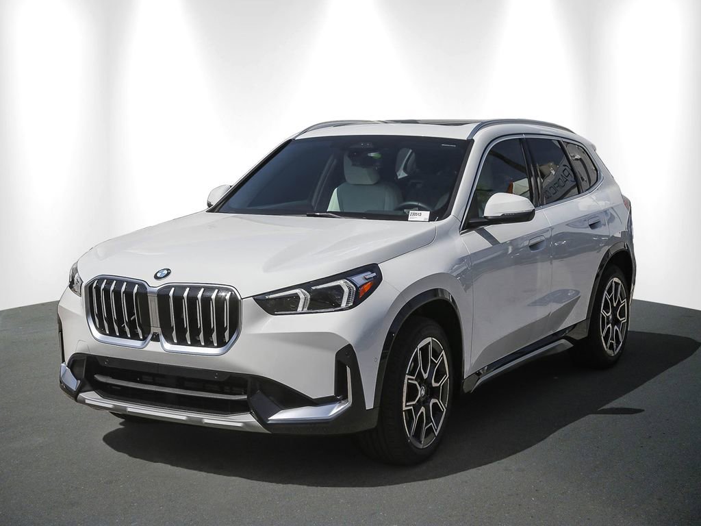 New 2026 BMW X1 xDrive28i w/ Technology Package AWD/4WD image 3
